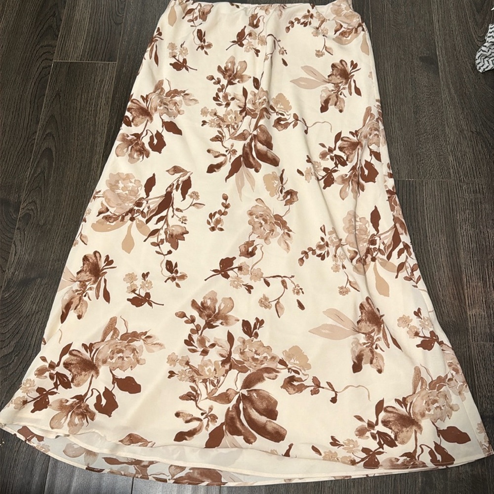 Maxi skirt